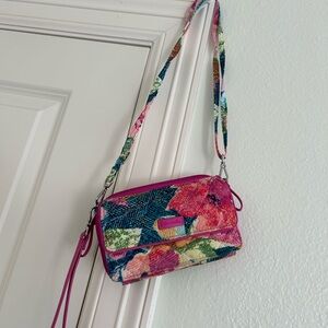 Vera Bradley flower clutch purse